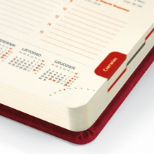 Kalendarz książkowy B5 dzienny AKSAMITNY GRANAT | KK34